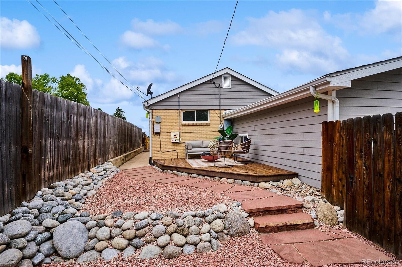 3560 N Steele Street Denver CO 80205