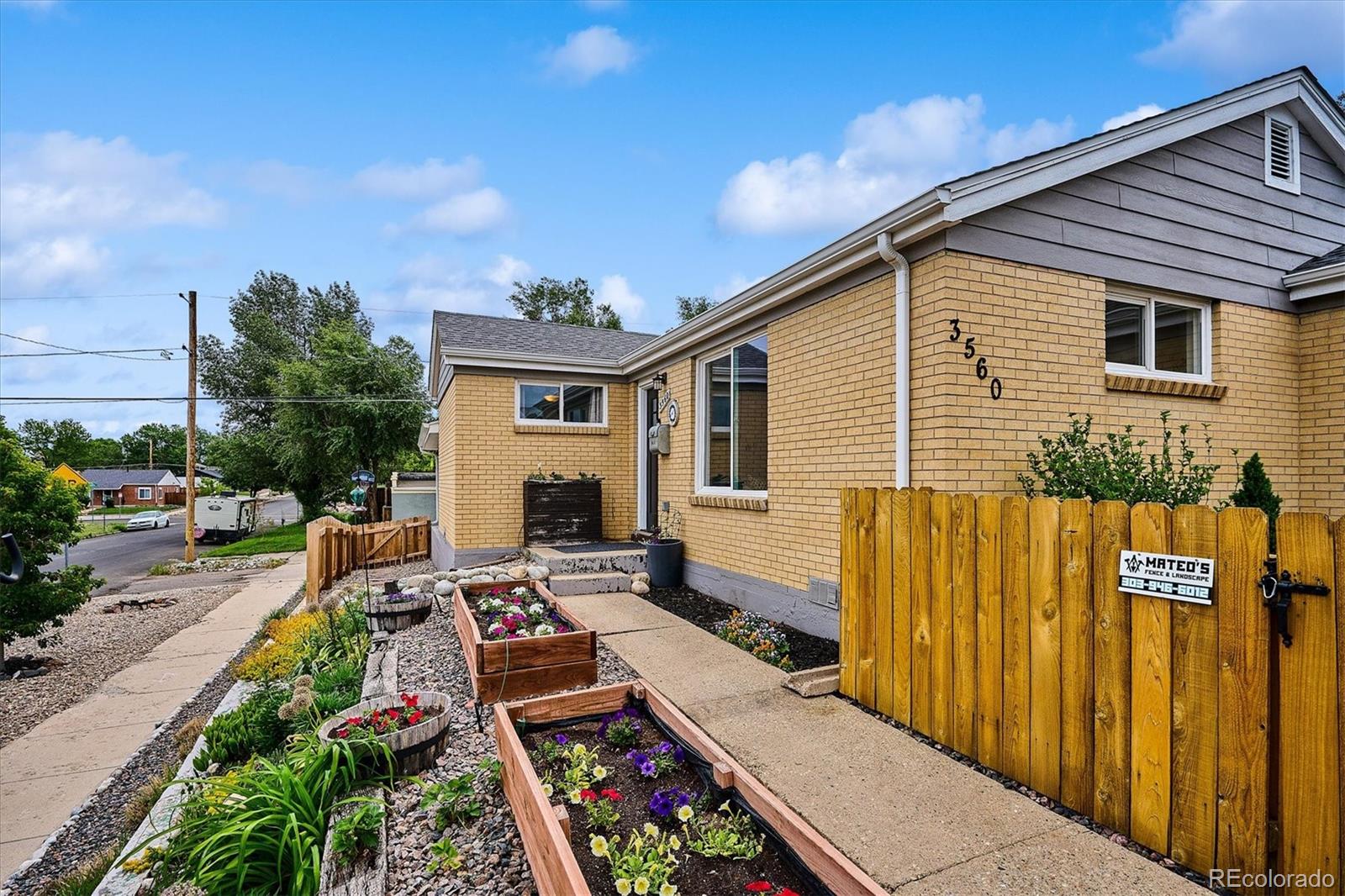3560 N Steele Street Denver CO 80205