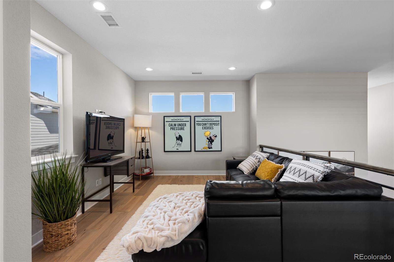 5932 Los Olivas Point Parker CO 80134