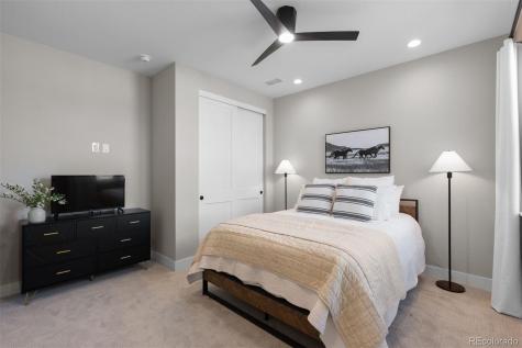 5932 Los Olivas Point Parker CO 80134