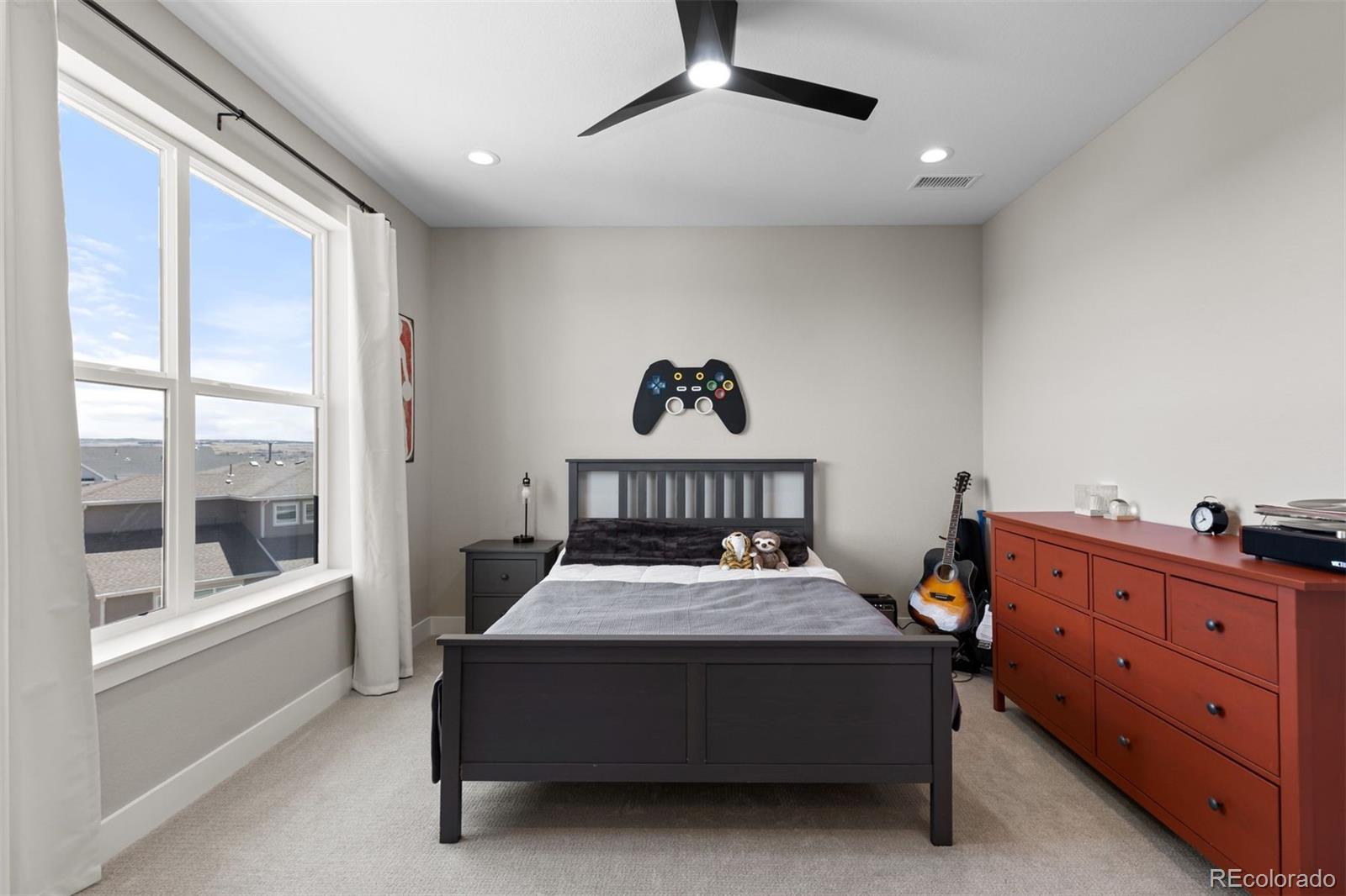 5932 Los Olivas Point Parker CO 80134