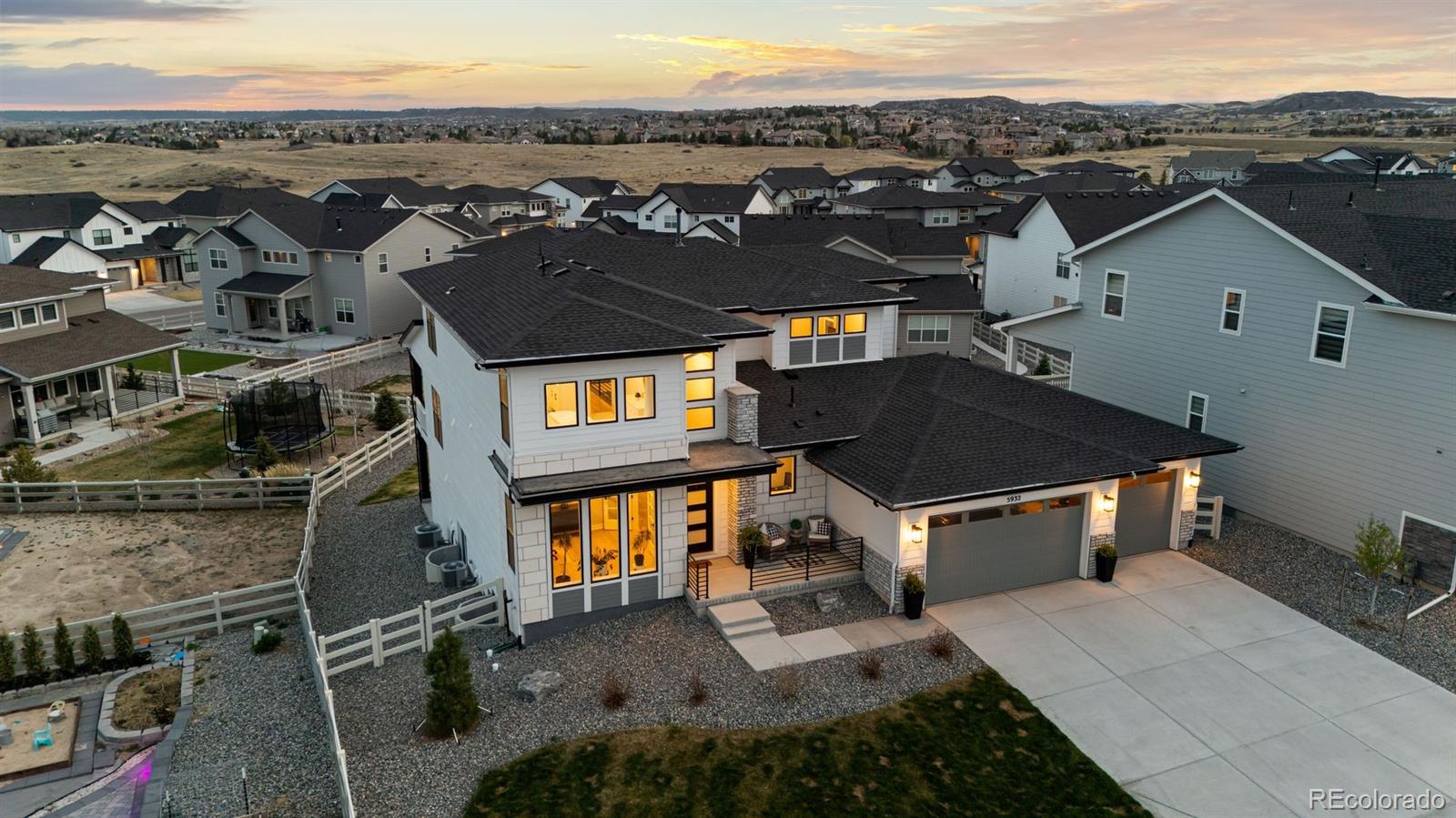 5932 Los Olivas Point Parker CO 80134