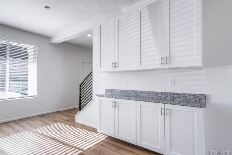46569 Sunflower Lane Bennett CO 80102