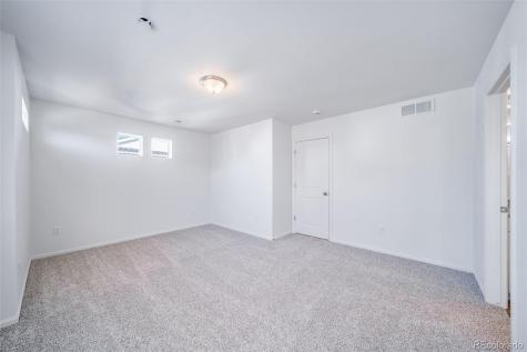 46569 Sunflower Lane Bennett CO 80102