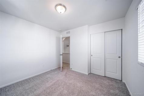 46569 Sunflower Lane Bennett CO 80102