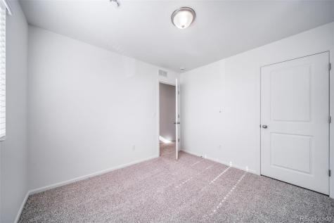 46569 Sunflower Lane Bennett CO 80102