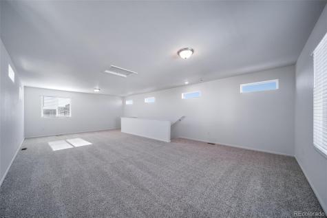 46569 Sunflower Lane Bennett CO 80102