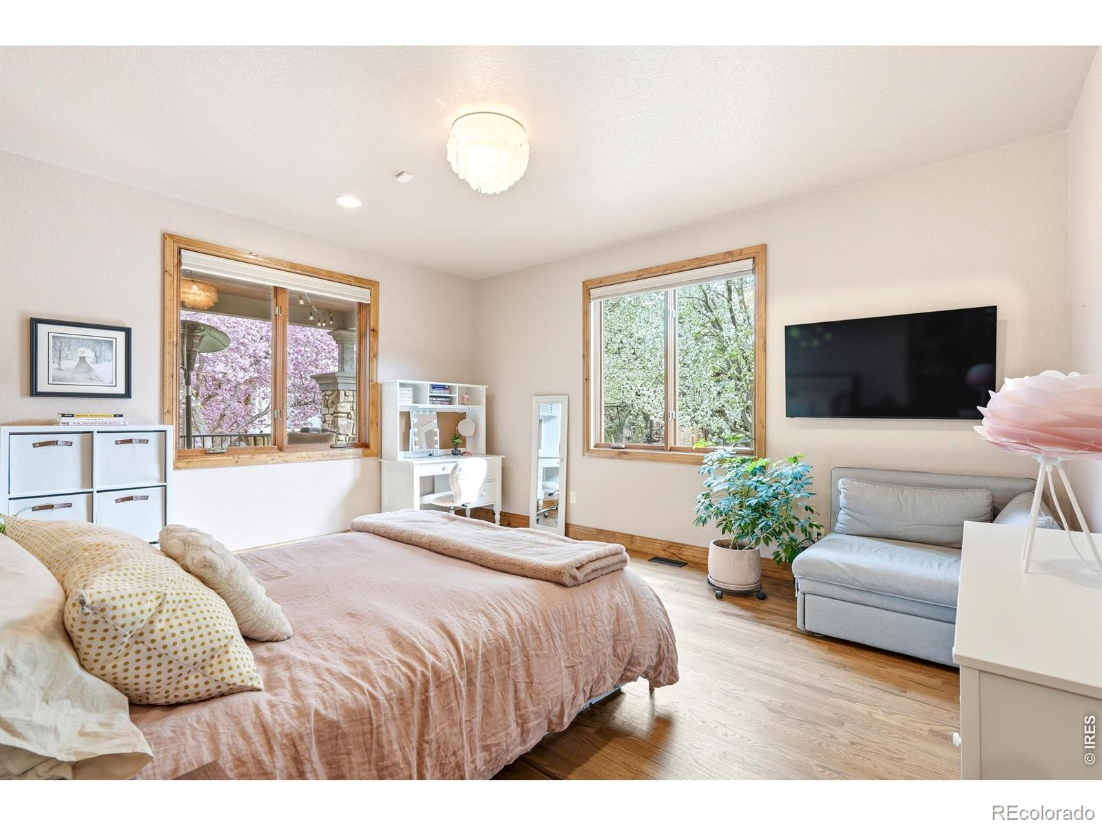 1444 Onyx Circle Longmont CO 80504
