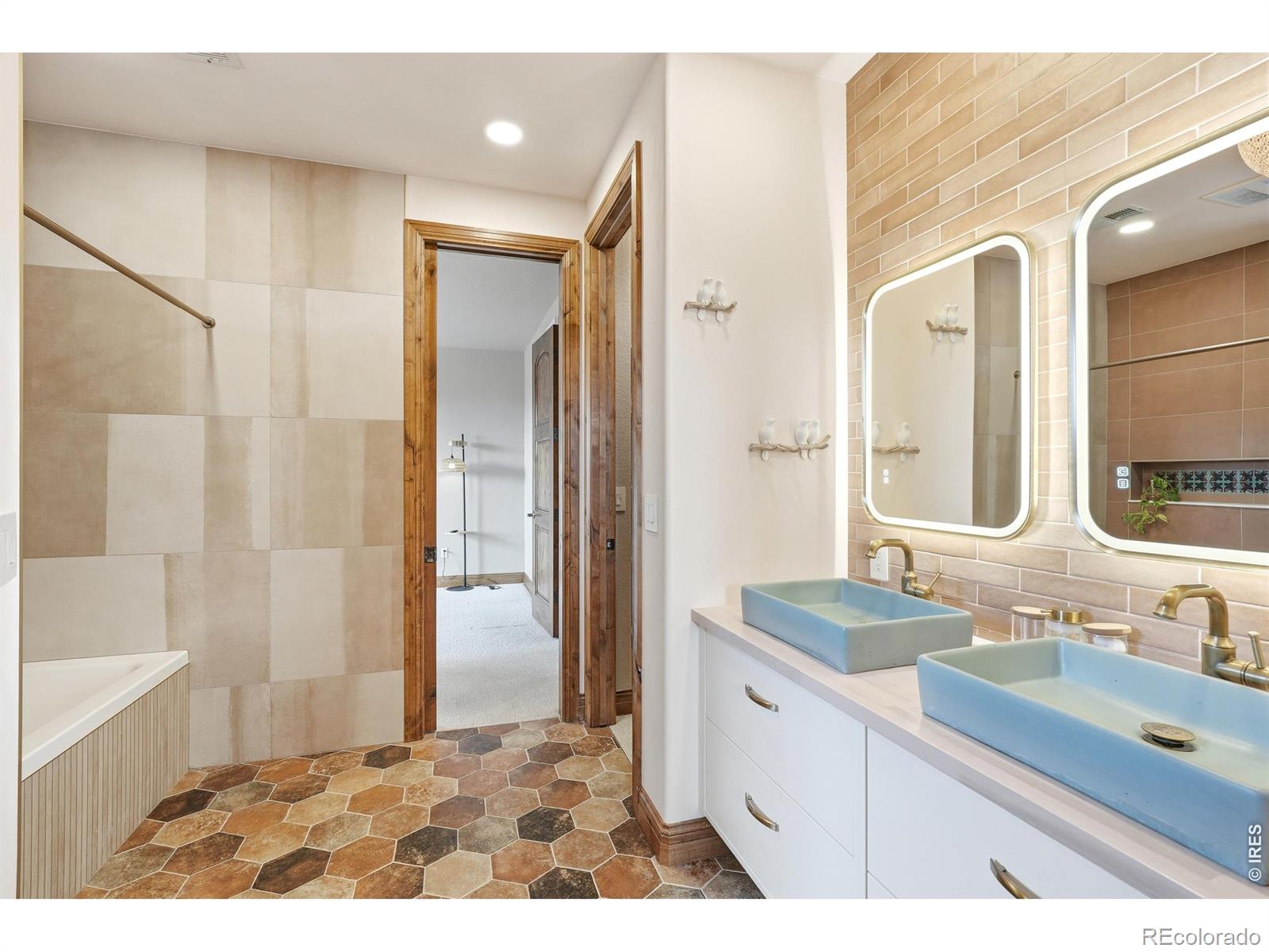 1444 Onyx Circle Longmont CO 80504