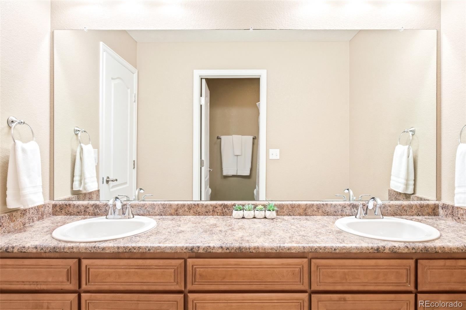 6372 S Jackson Gap Court Aurora CO 80016