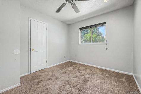 1042 Yuba Street Aurora CO 80011