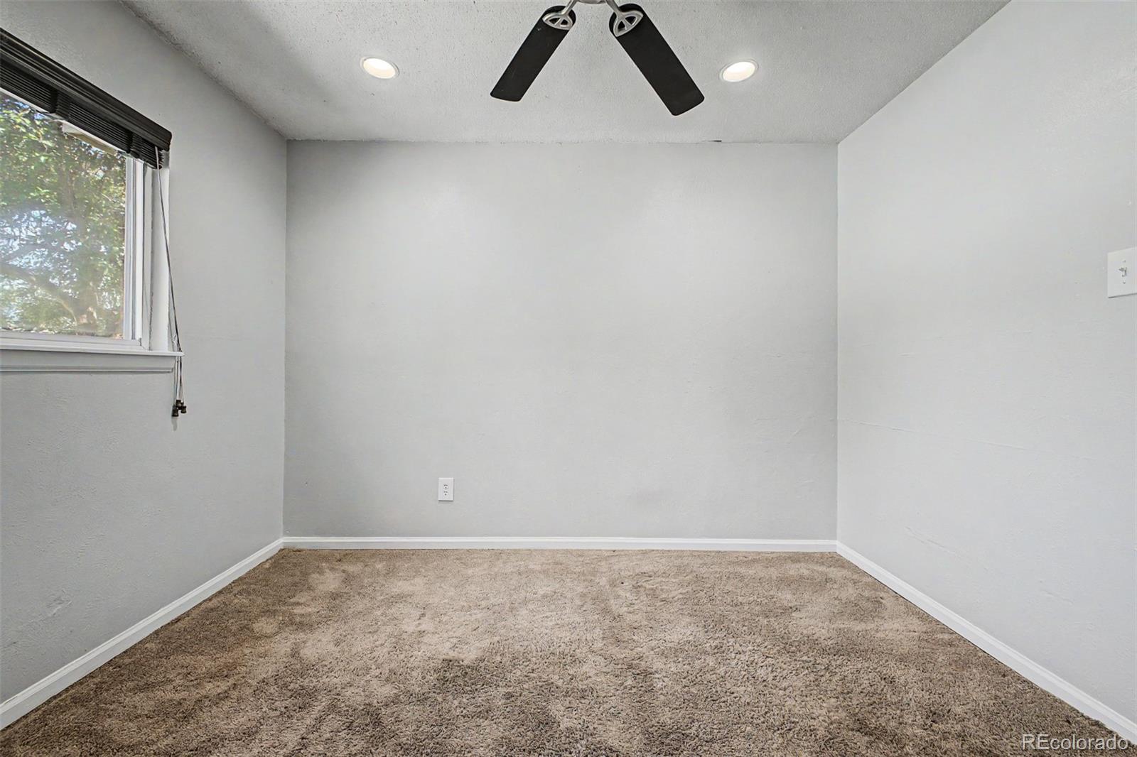 1042 Yuba Street Aurora CO 80011