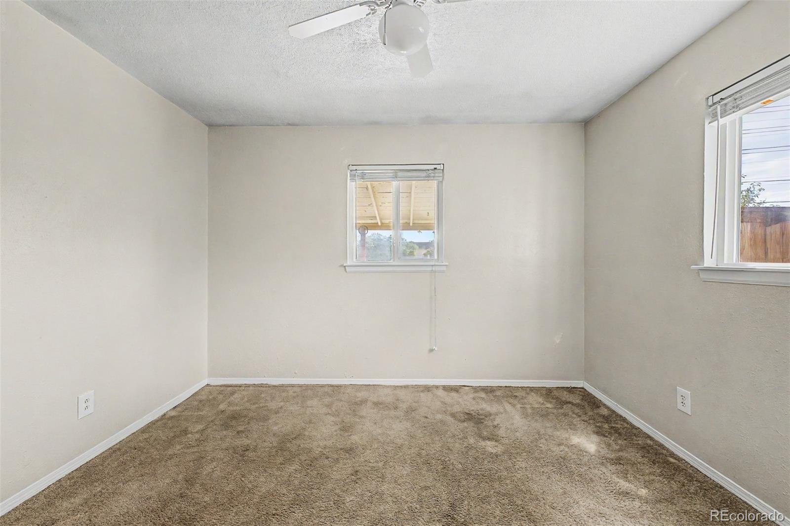 1042 Yuba Street Aurora CO 80011
