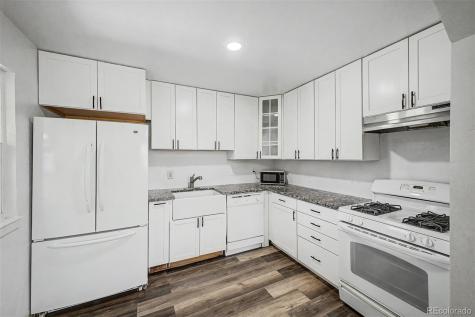 1042 Yuba Street Aurora CO 80011
