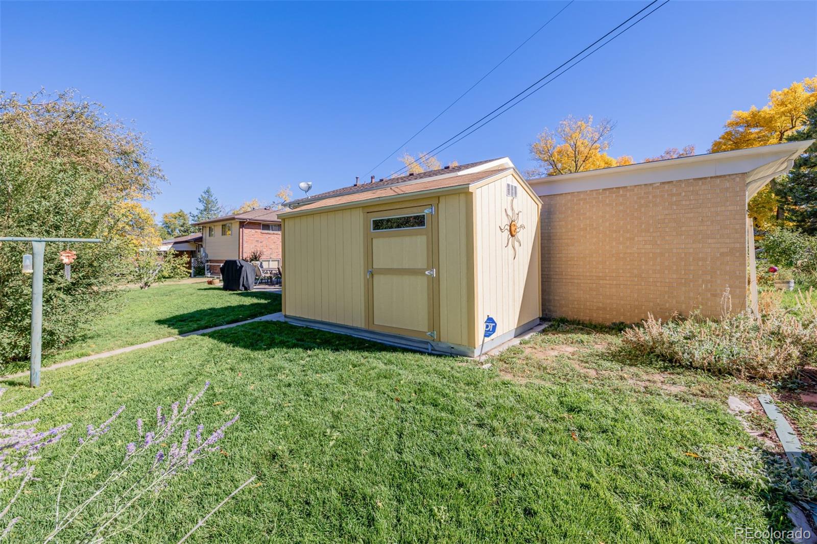 539 Newark Street Aurora CO 80010