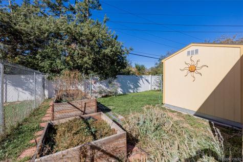 539 Newark Street Aurora CO 80010