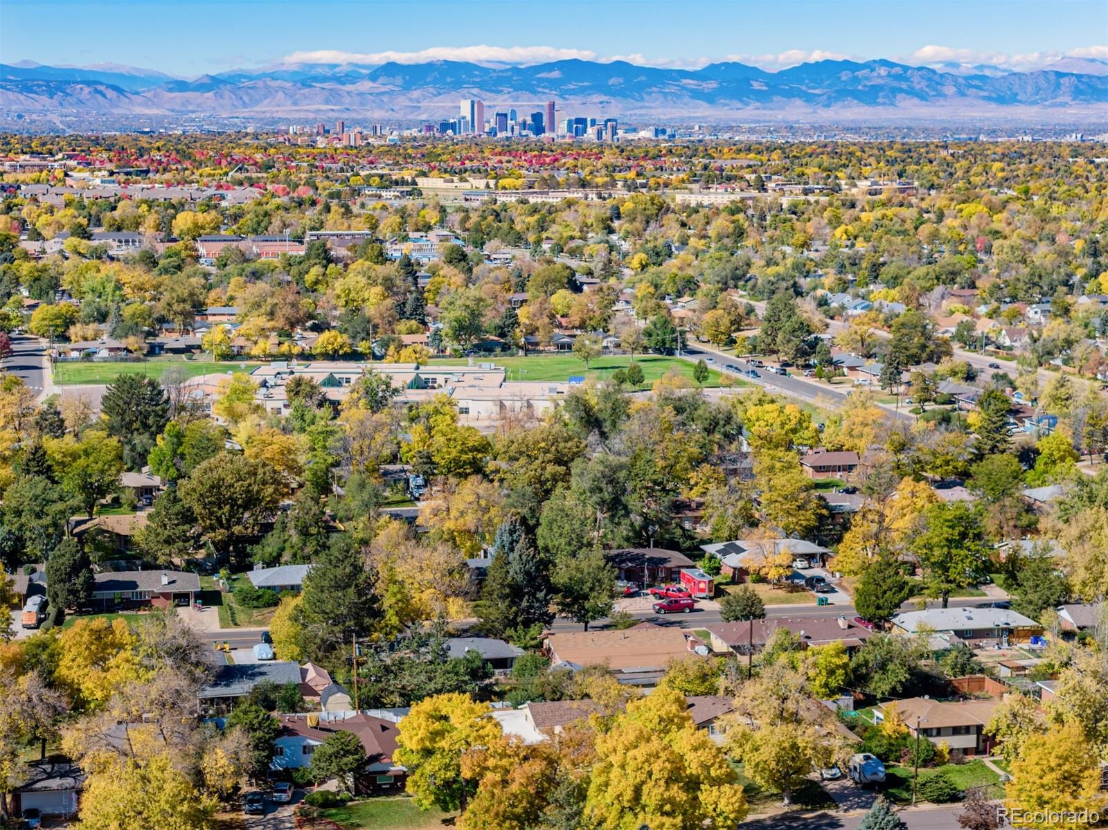 539 Newark Street Aurora CO 80010