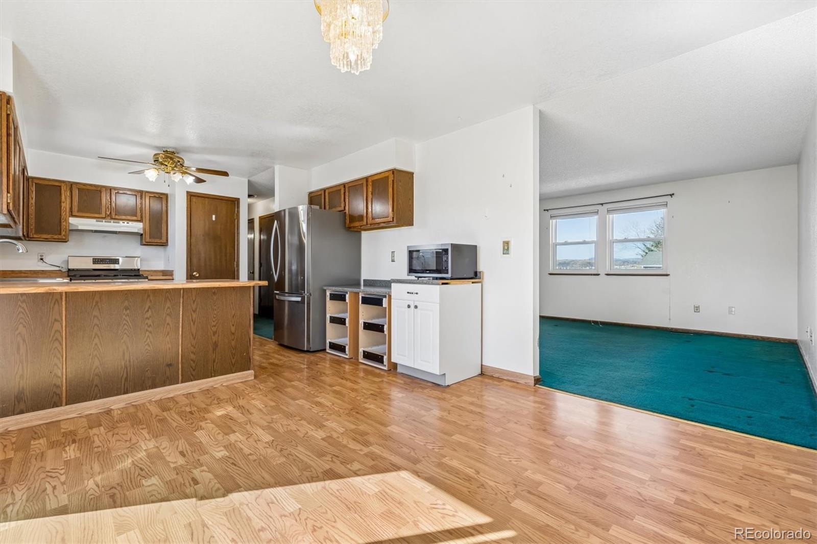 978 Oakwood Drive Castle Rock CO 80104