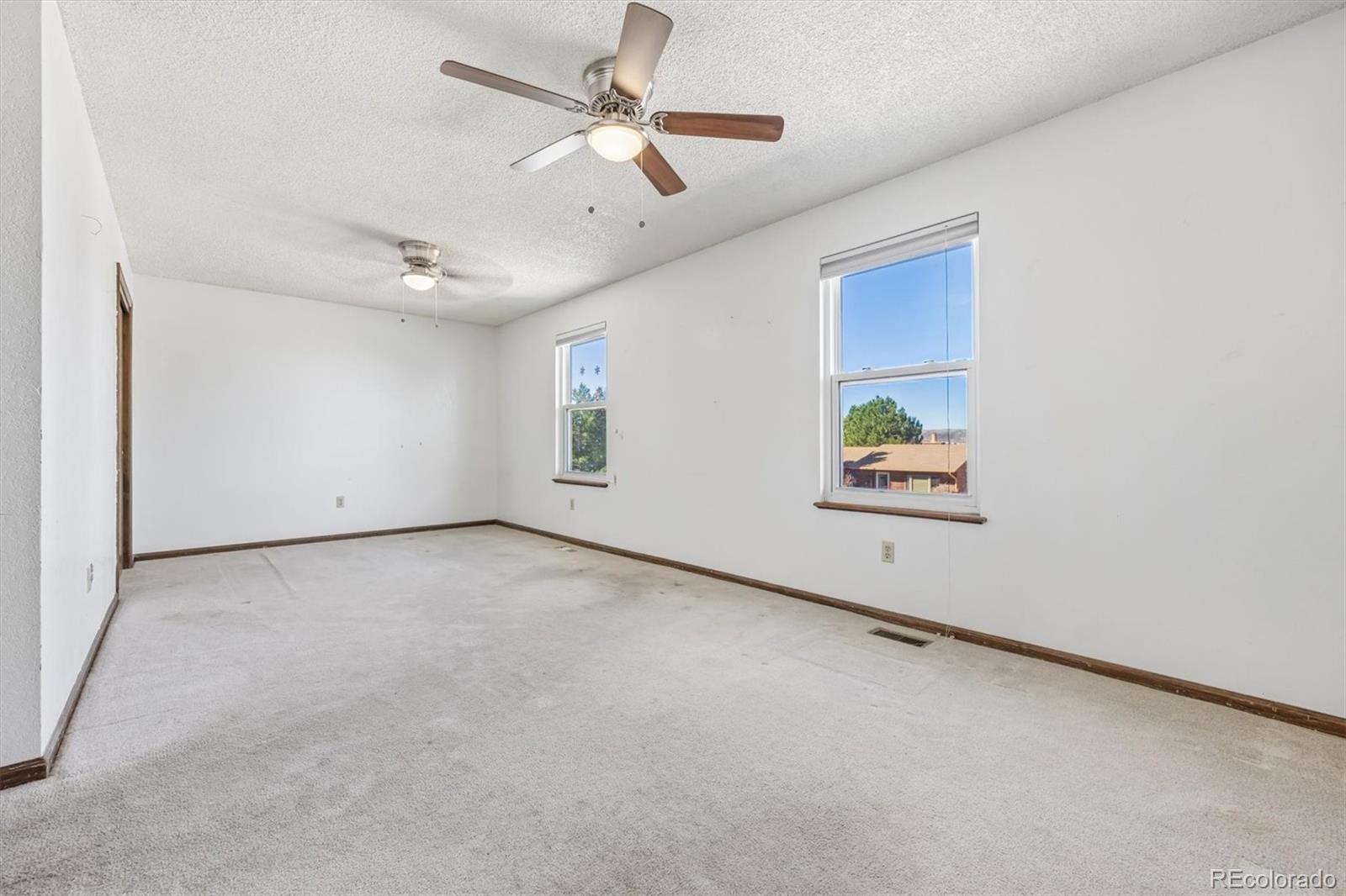 978 Oakwood Drive Castle Rock CO 80104