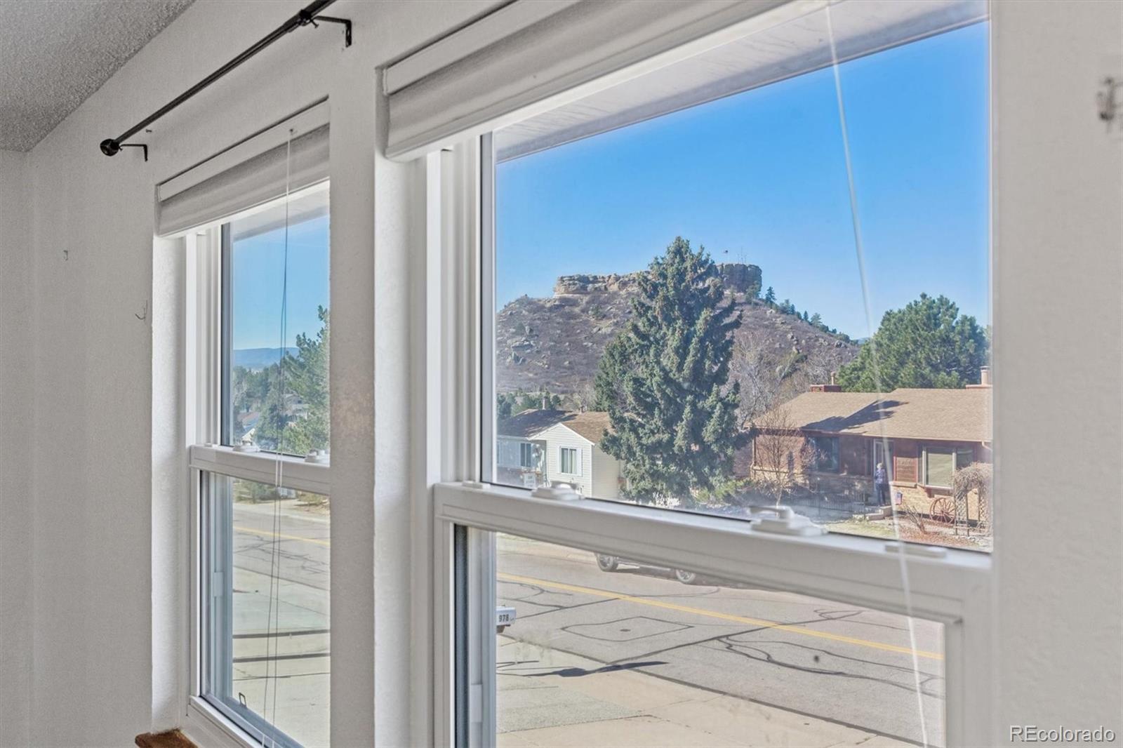 978 Oakwood Drive Castle Rock CO 80104