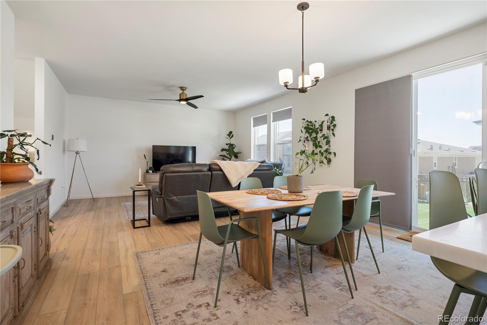 6099 N Netherland Court Aurora CO 80019