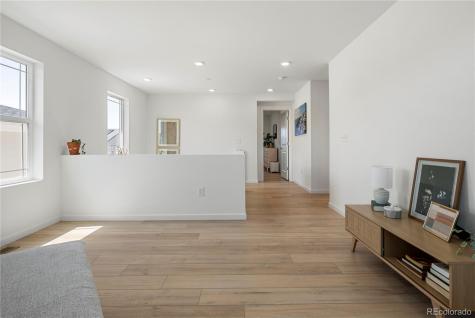 6099 N Netherland Court Aurora CO 80019