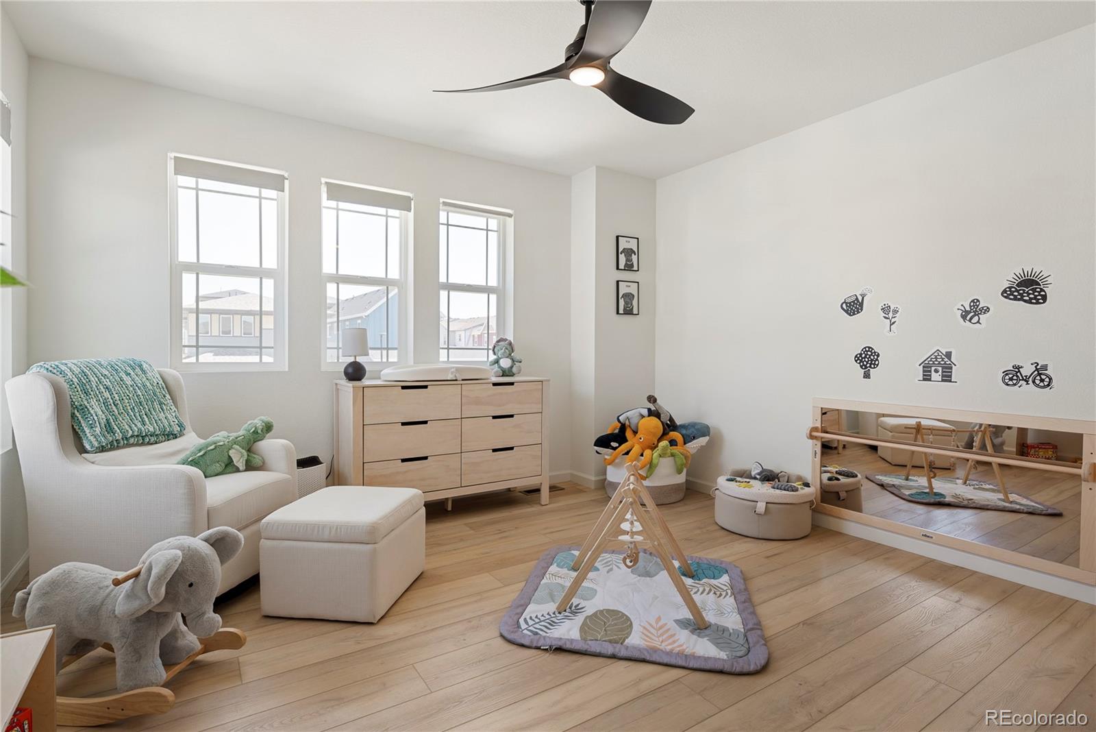 6099 N Netherland Court Aurora CO 80019