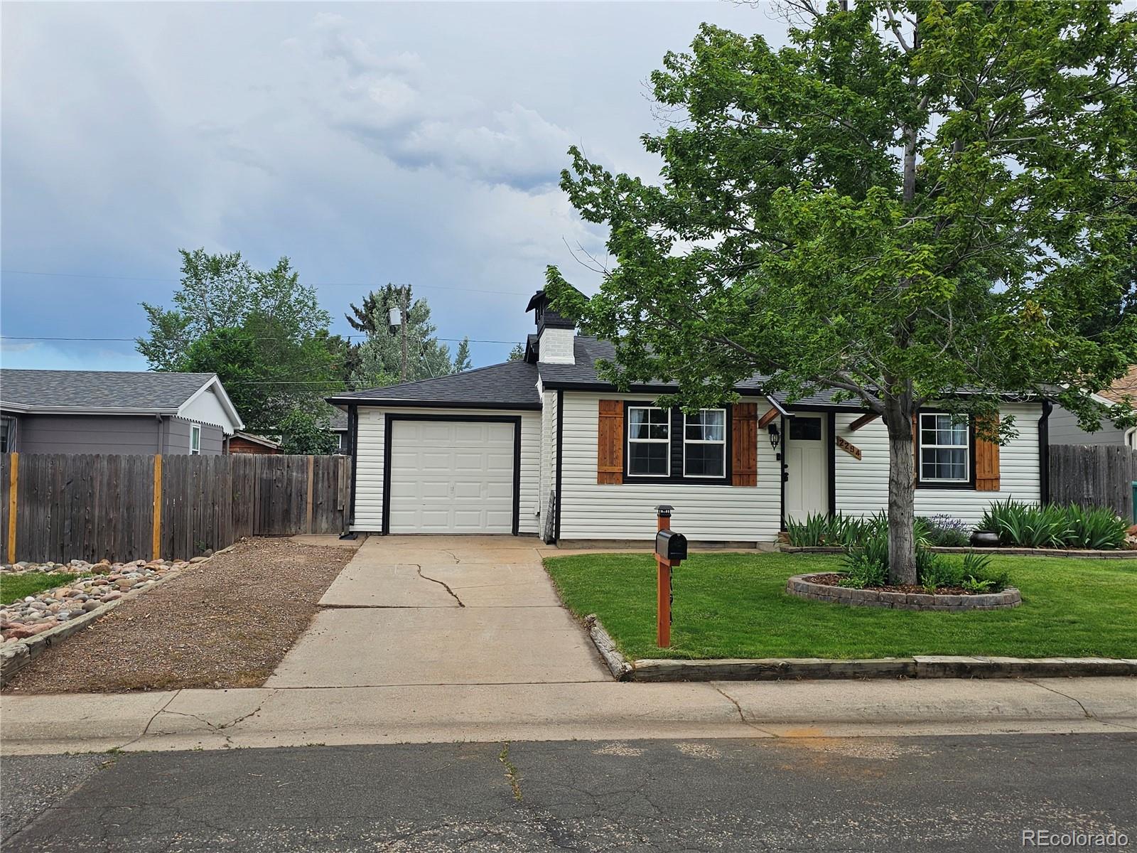 2294 W Parkhill Avenue Littleton CO 80120