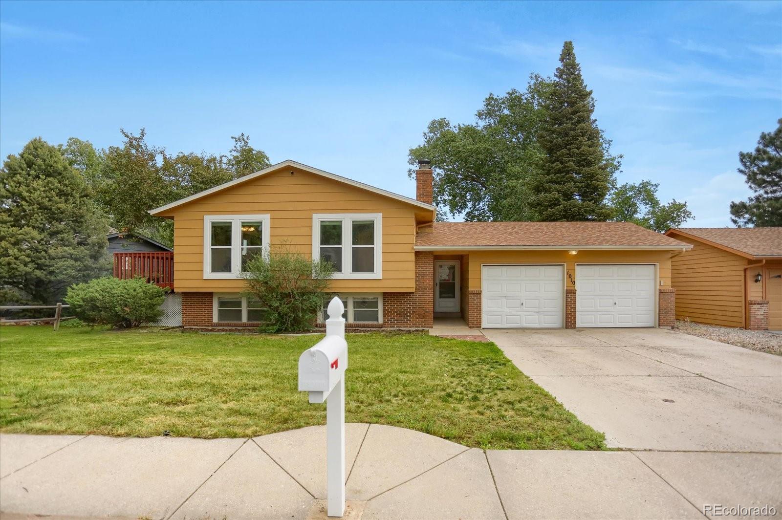 1010 Vondelpark Drive Colorado Springs CO 80907