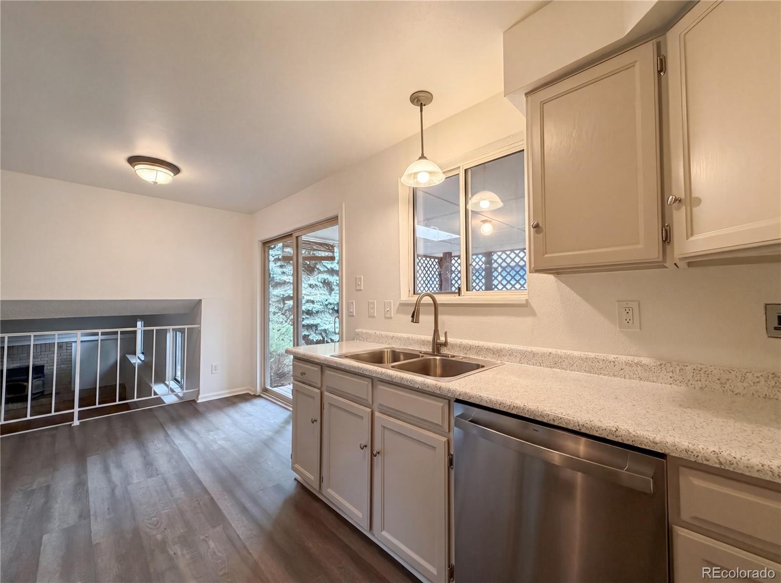 2114 S Eagle Court Aurora CO 80014