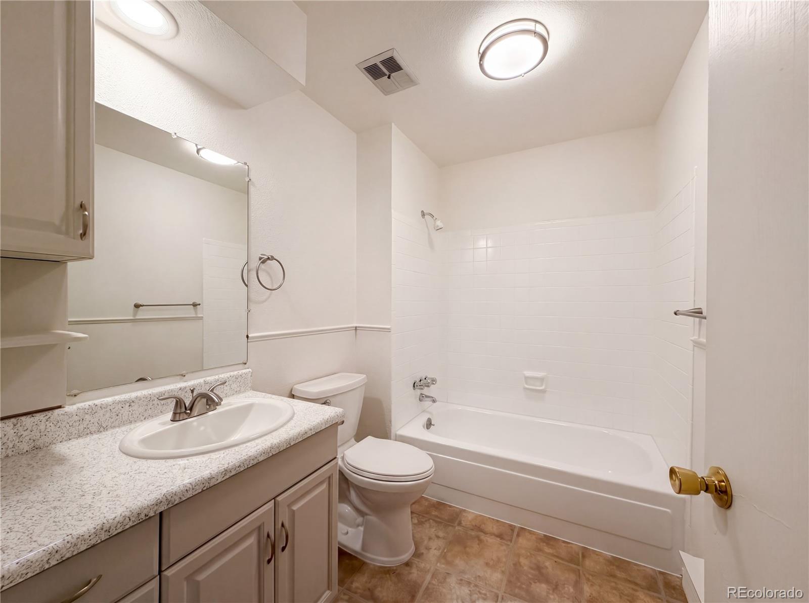 2114 S Eagle Court Aurora CO 80014