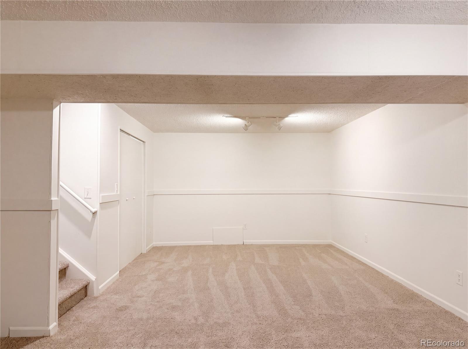 2114 S Eagle Court Aurora CO 80014