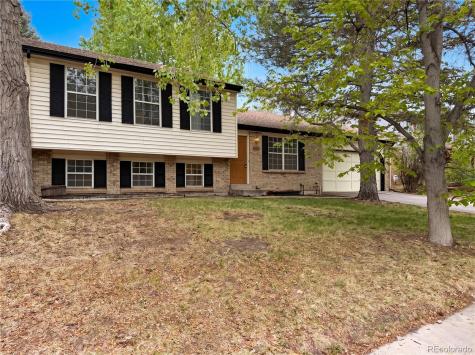 2114 S Eagle Court Aurora CO 80014