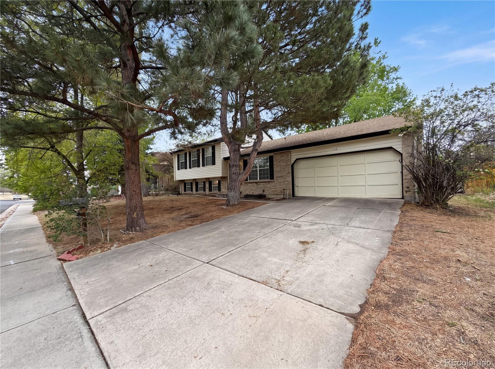 2114 S Eagle Court Aurora CO 80014