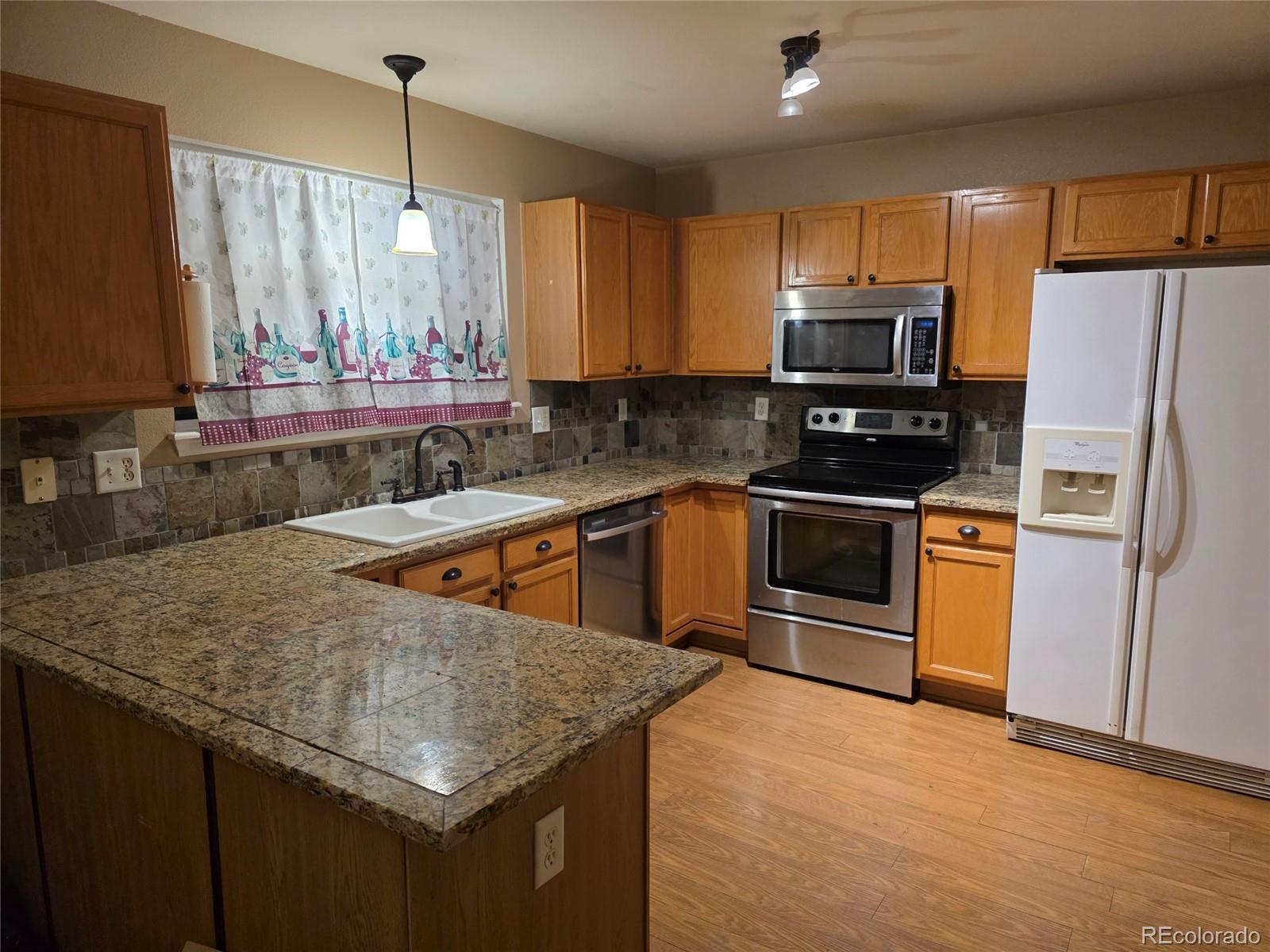 5593 S Valdai Way Aurora CO 80015