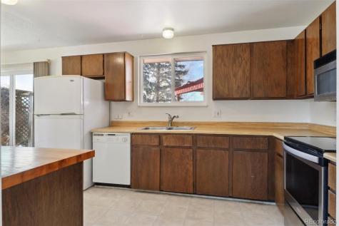 1755 S Yampa Way Aurora CO 80017