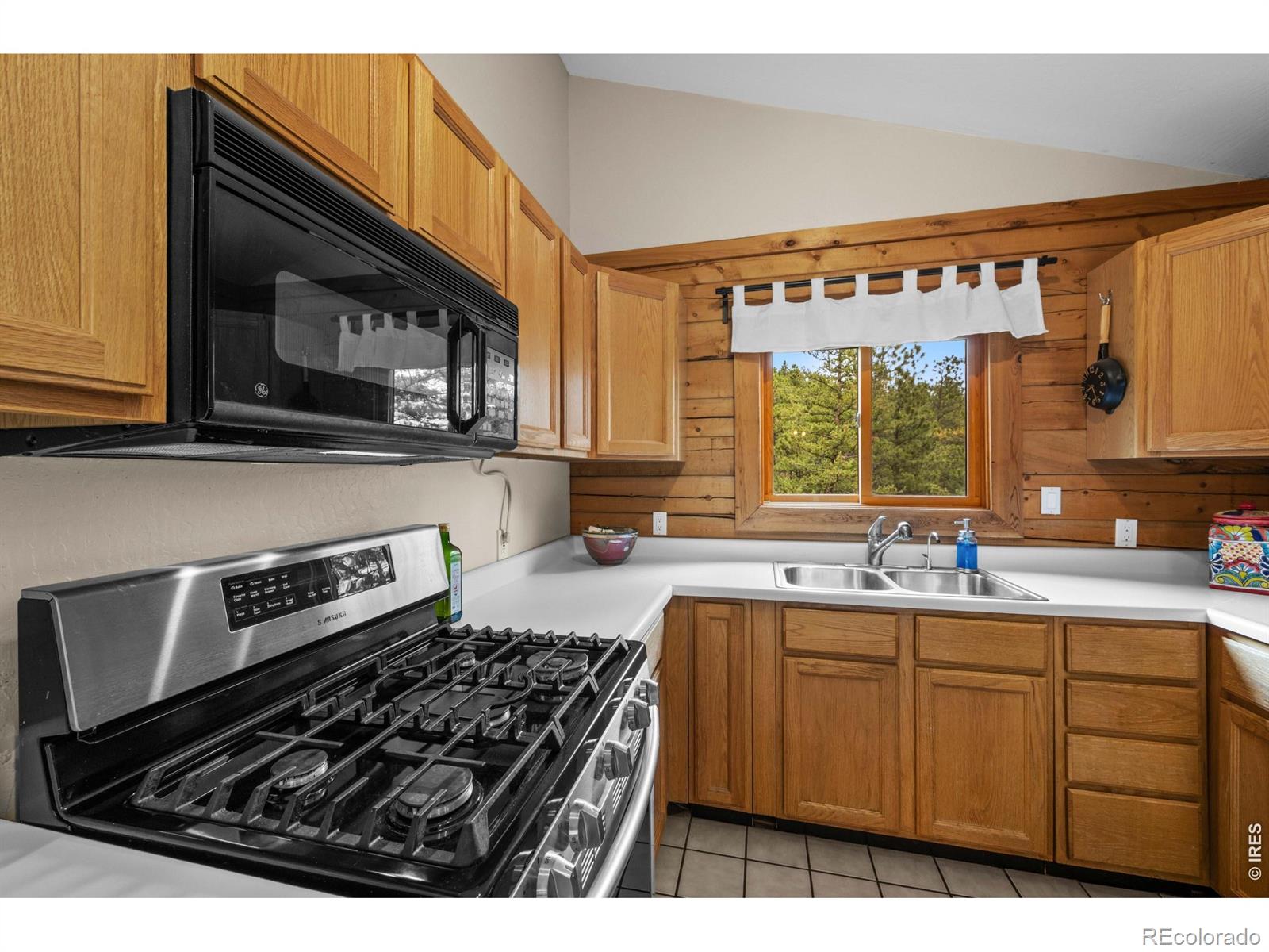 310 Wendelyn Way Boulder CO 80302