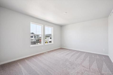 4749 N Valdai Court Aurora CO 80119