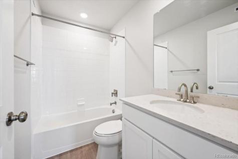 4749 N Valdai Court Aurora CO 80119