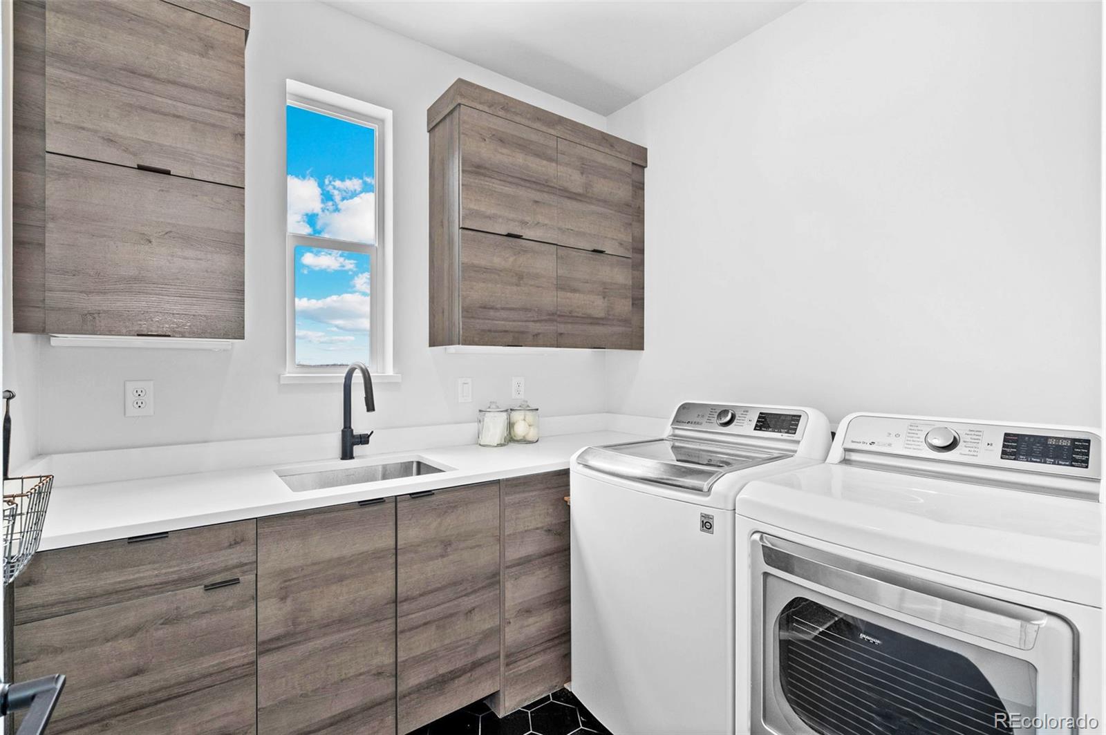 6295 King Court Denver CO 80221