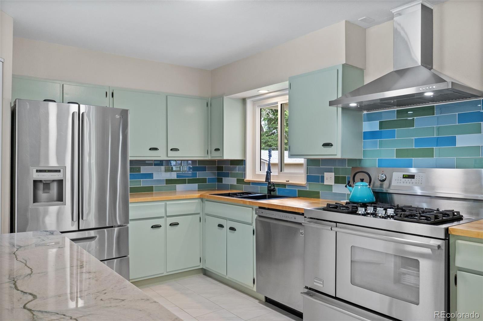 2198 Zinnia Way Golden CO 80401
