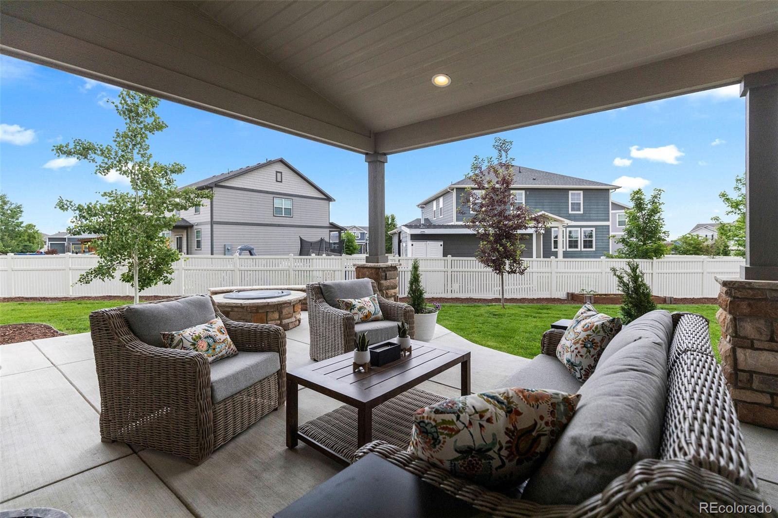 10359 Chinook Street Longmont CO 80504