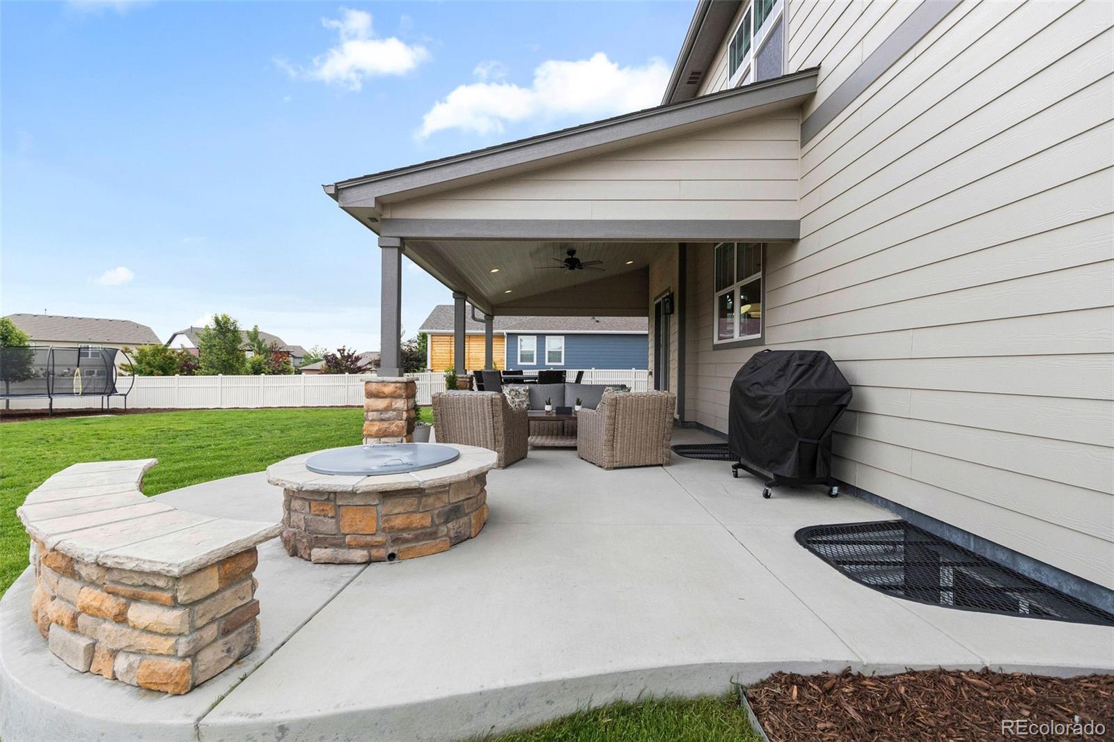 10359 Chinook Street Longmont CO 80504