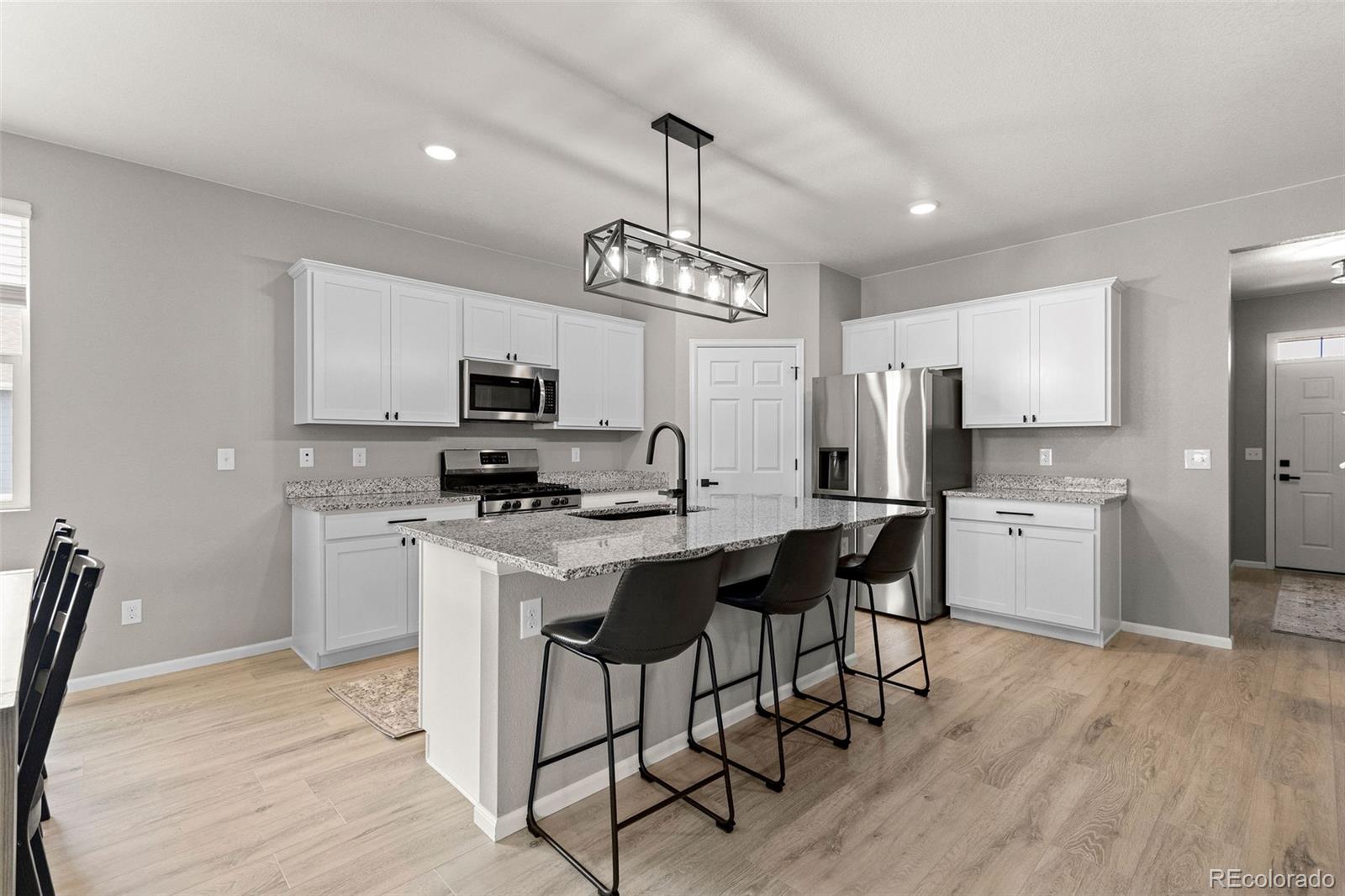 10359 Chinook Street Longmont CO 80504