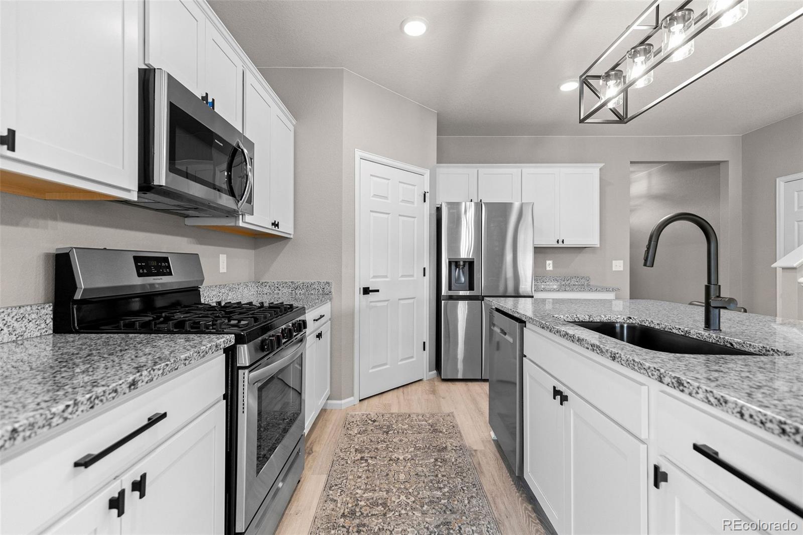 10359 Chinook Street Longmont CO 80504