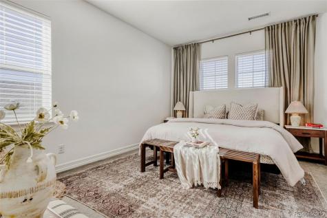 27841 E Lakeview Drive Aurora CO 80016