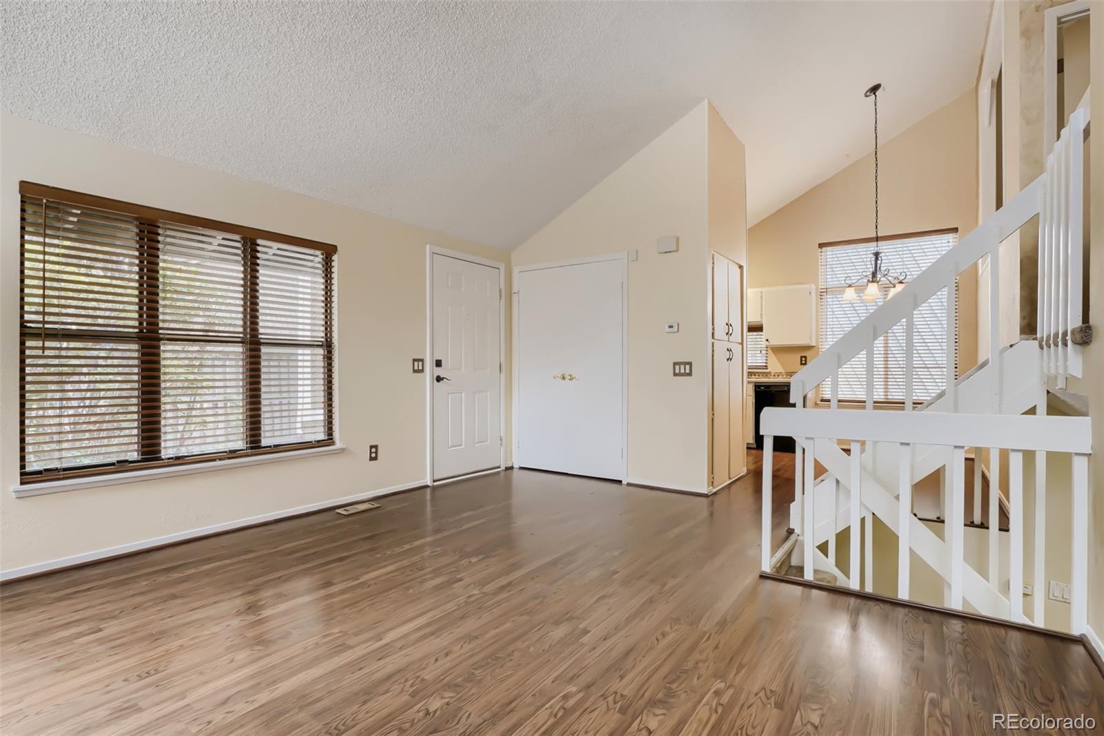 10223 E Peakview Avenue Englewood CO 80111