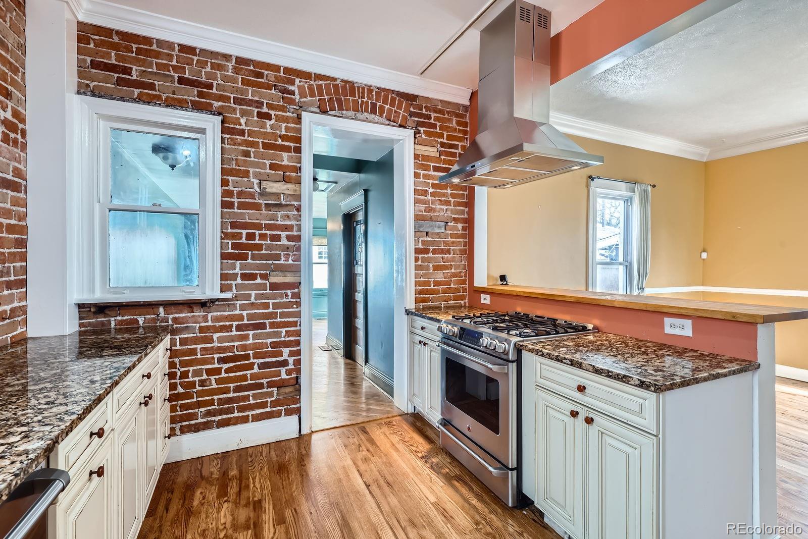 1006 S Emerson Street Denver CO 80209