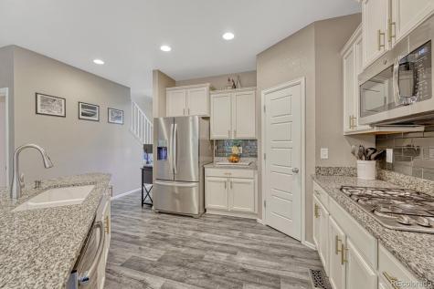 22583 E Union Circle Aurora CO 80015