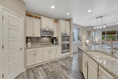 22583 E Union Circle Aurora CO 80015